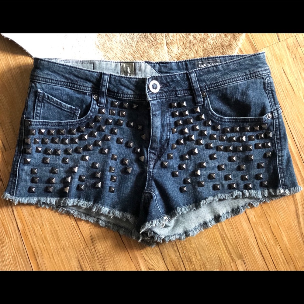 Brand new Volcom Studded Shorts